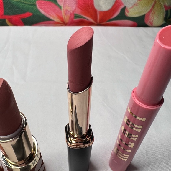 Assorted Lipstick Collection - Picture 6 of 11